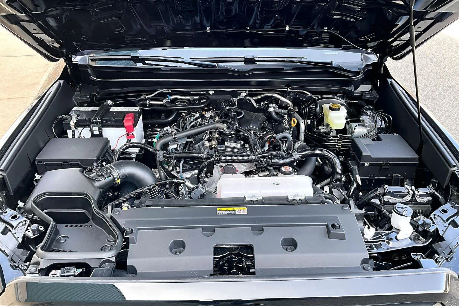 2026 Toyota Tacoma SR5 - Photo 16