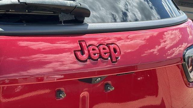 Used 2022 Red Jeep Limited image 11