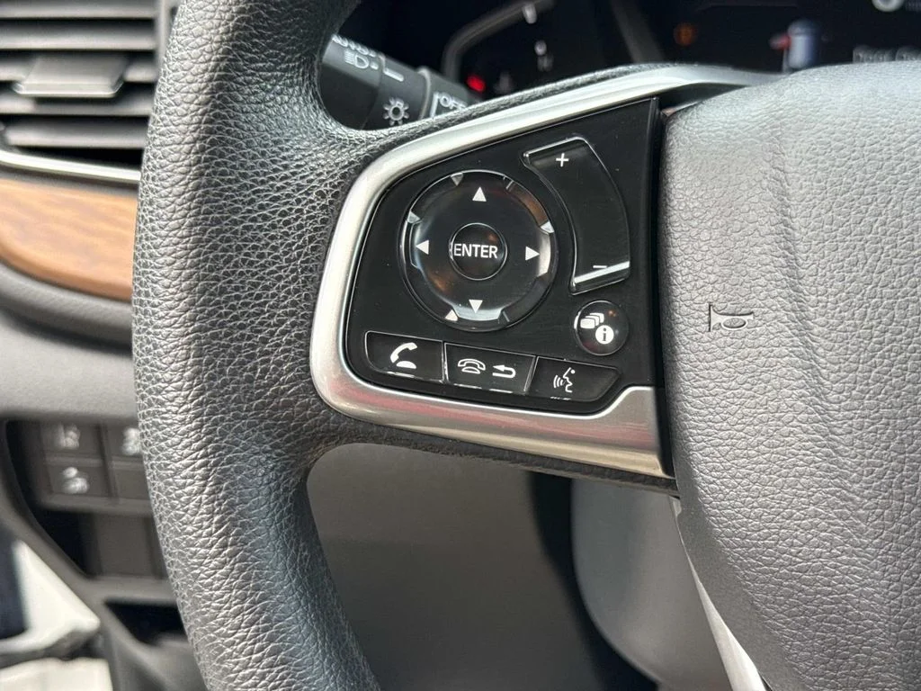 Used 2022 White Honda EX image 40