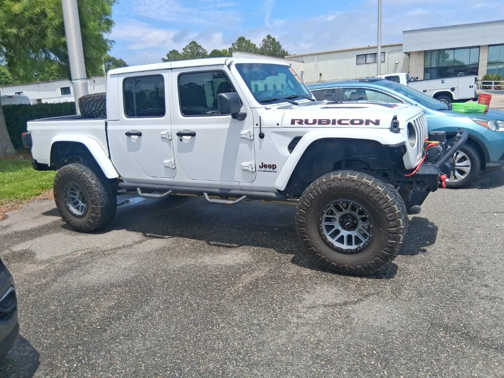 Used 2020 White Jeep Rubicon image 3