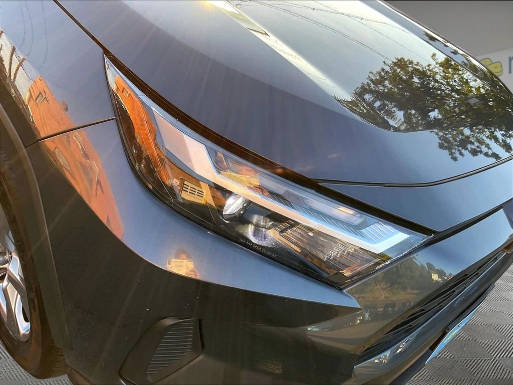 Used 2022 Gray Toyota XLE image 33