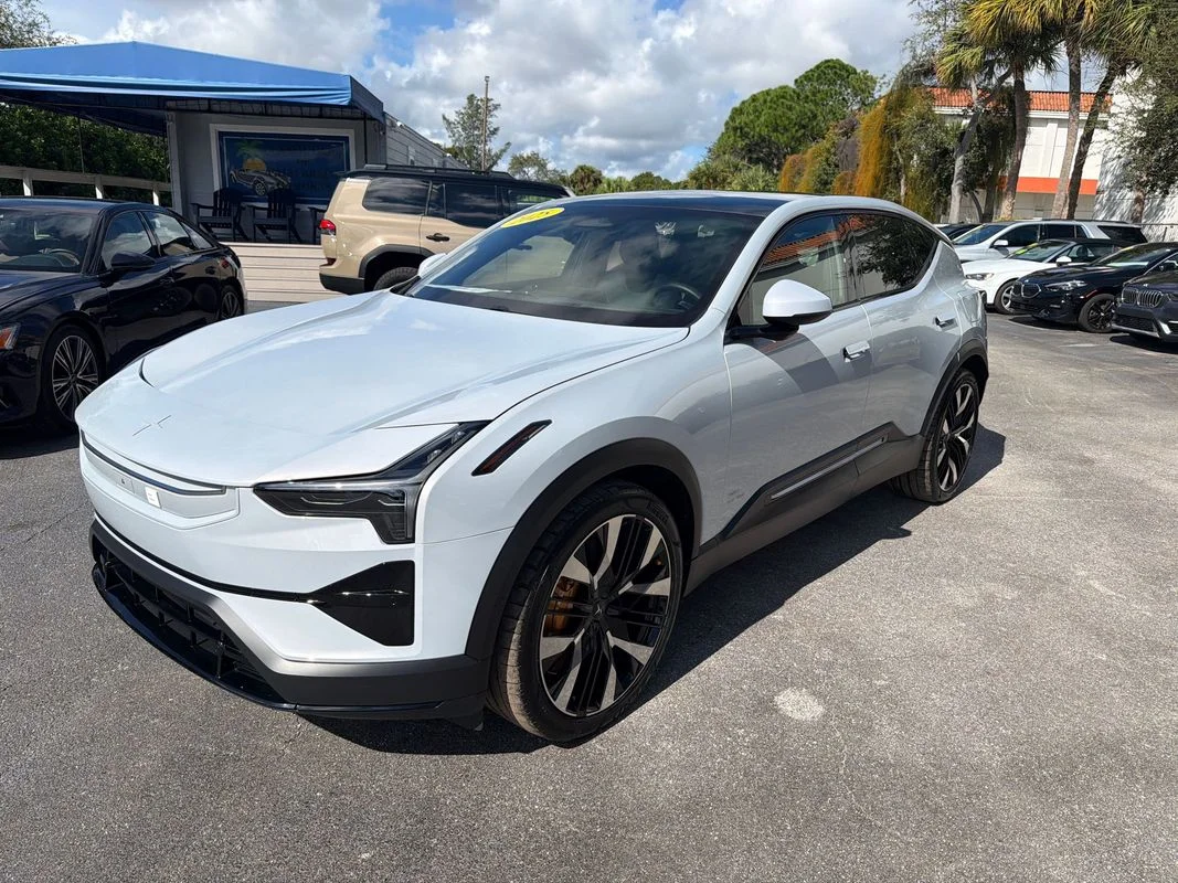 2025 Polestar 3