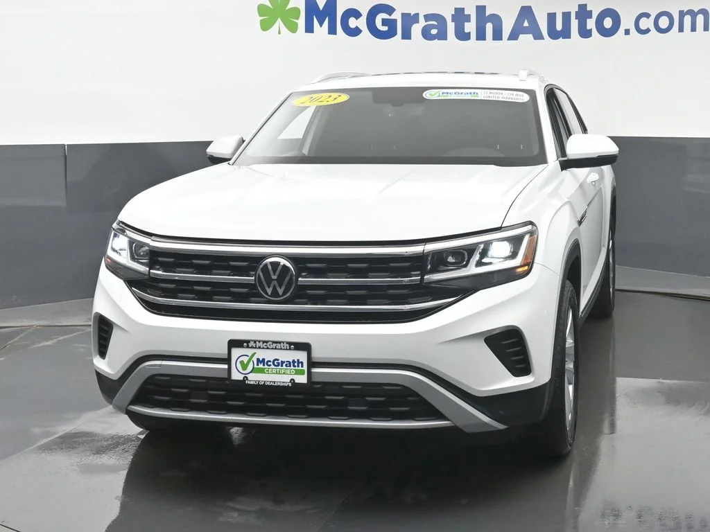 Used 2023 White Volkswagen 3.6L V6 SE w/Technology image 6