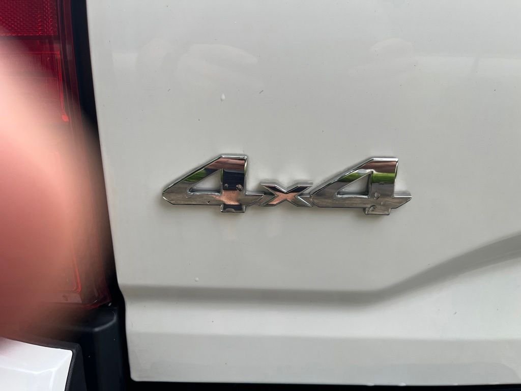 Used 2023 White Toyota SR image 19