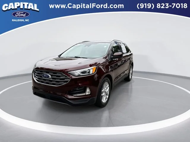Used 2021 Red Ford SEL image 4