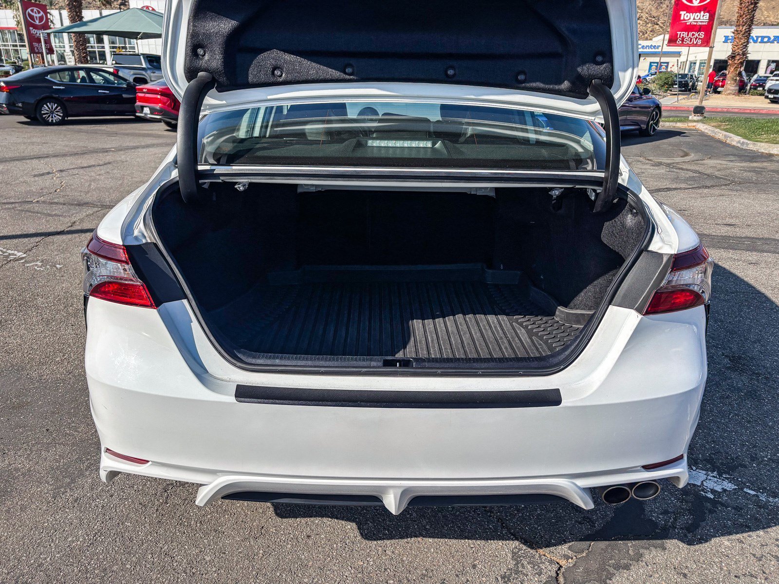 Certified Used 2024 Ice Cap Toyota SE image 12