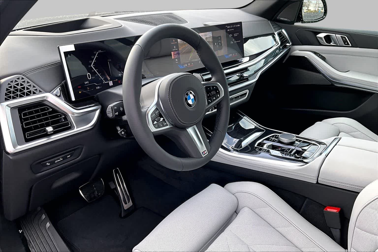 New 2026 Black Sapphire Metallic BMW sDrive40i image 7