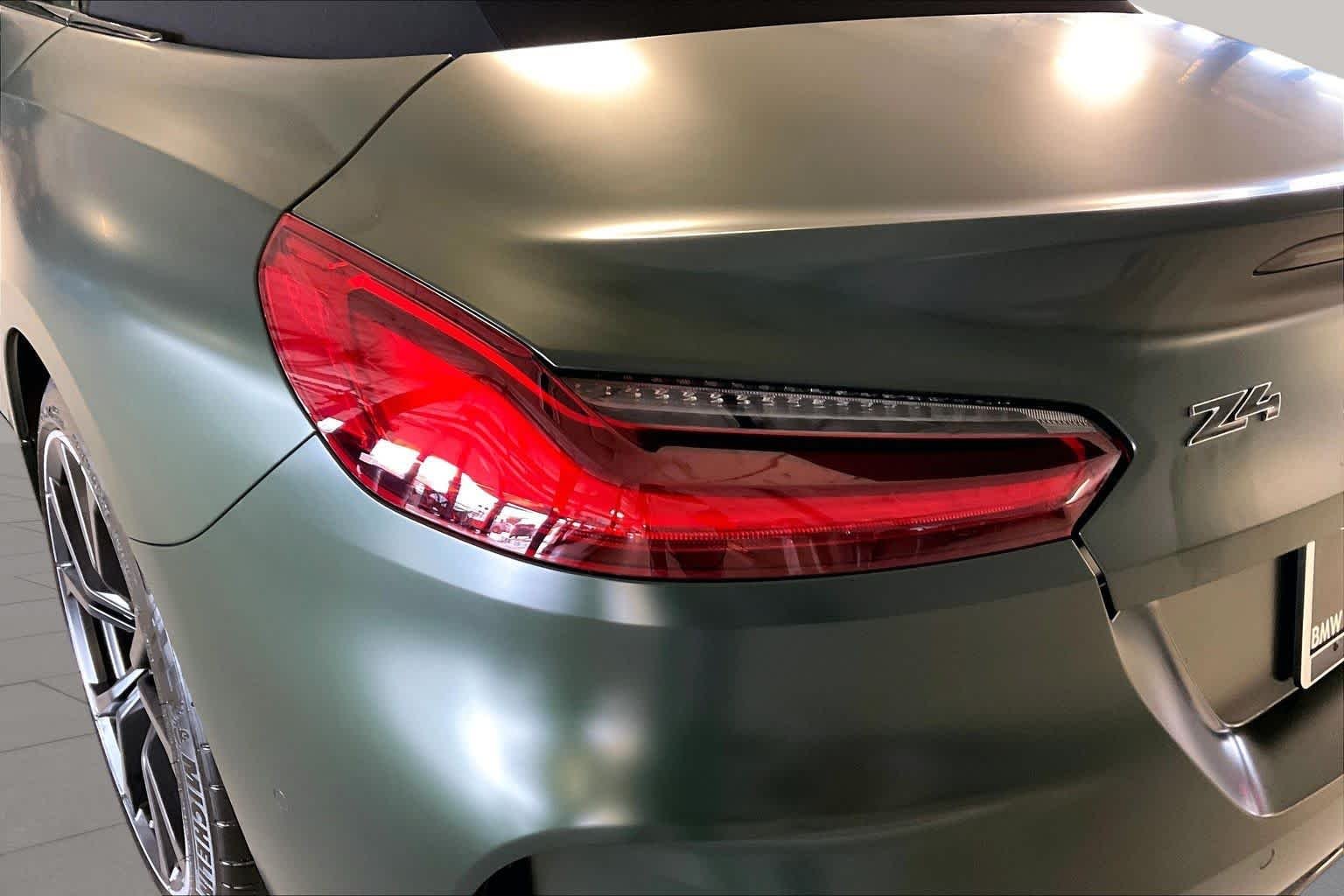 New 2026 Frozen Deep Green Metallic BMW M40i image 14