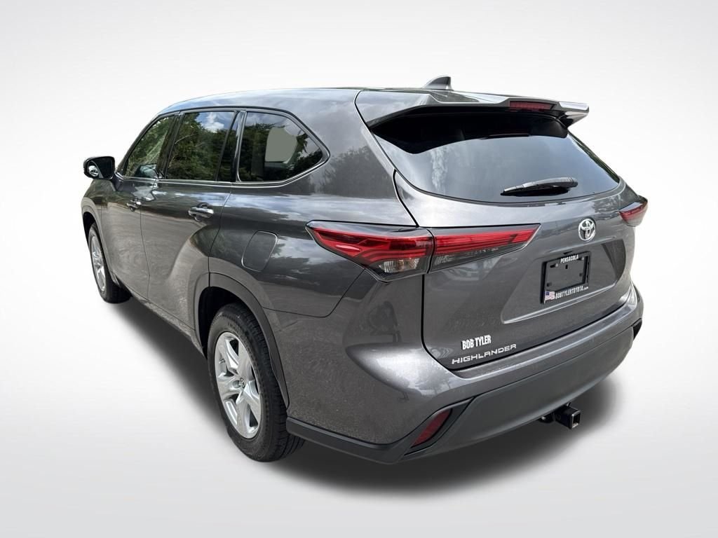 Used 2022 Gray Toyota L image 7