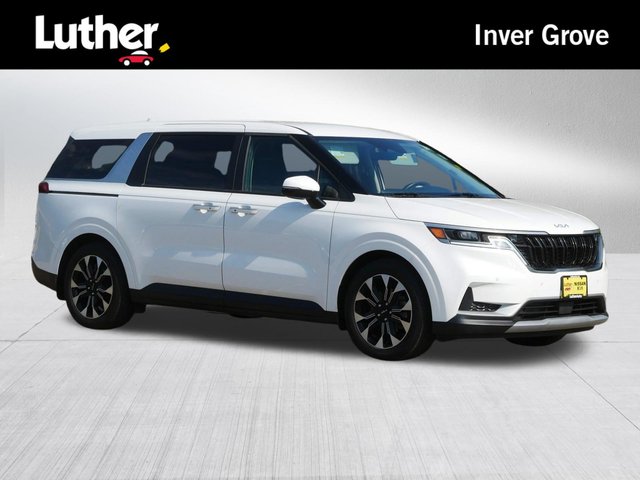2024 Kia Carnival EX