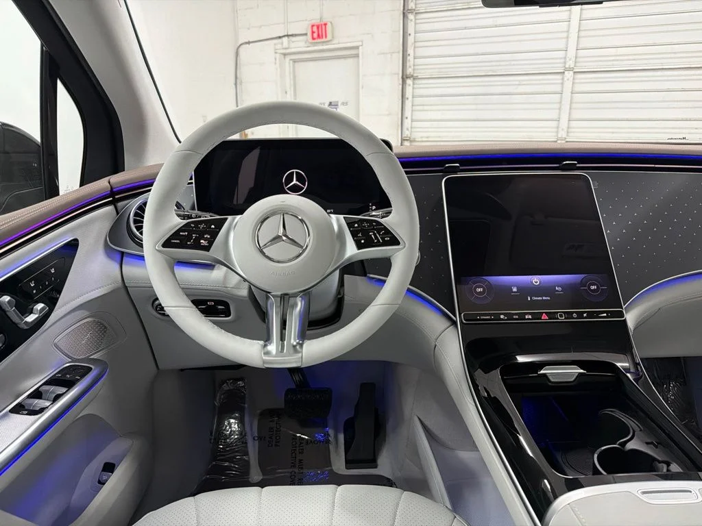 New 2027 Black Mercedes-Benz 320+ SUV image 25