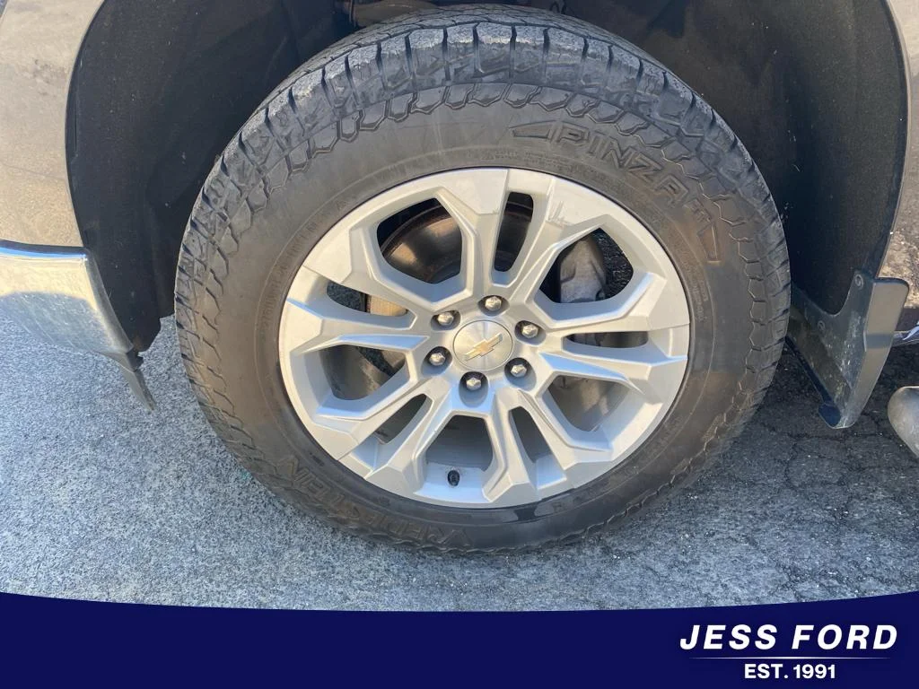 Used 2023 Dark Ash Metallic Chevrolet LTZ image 18