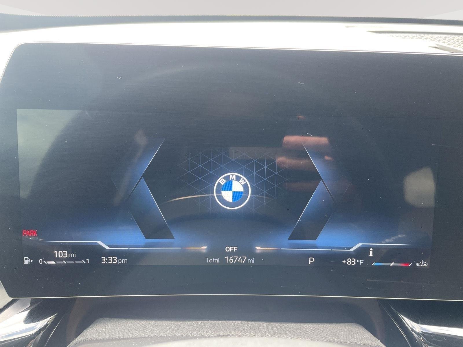 Used 2024 Cape York Green Metallic BMW xDrive28i image 2