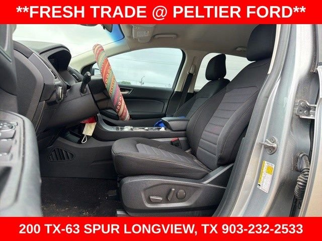 Used 2020 Silver Ford SE image 5