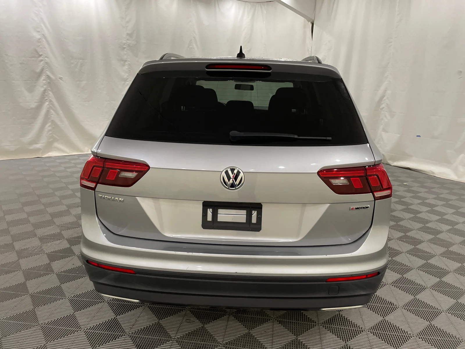 Used 2021 Pyrite Silver Metallic Volkswagen S image 6