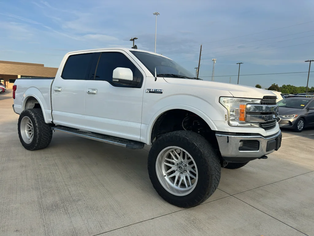 Used 2020 Oxford White Ford LARIAT image 3
