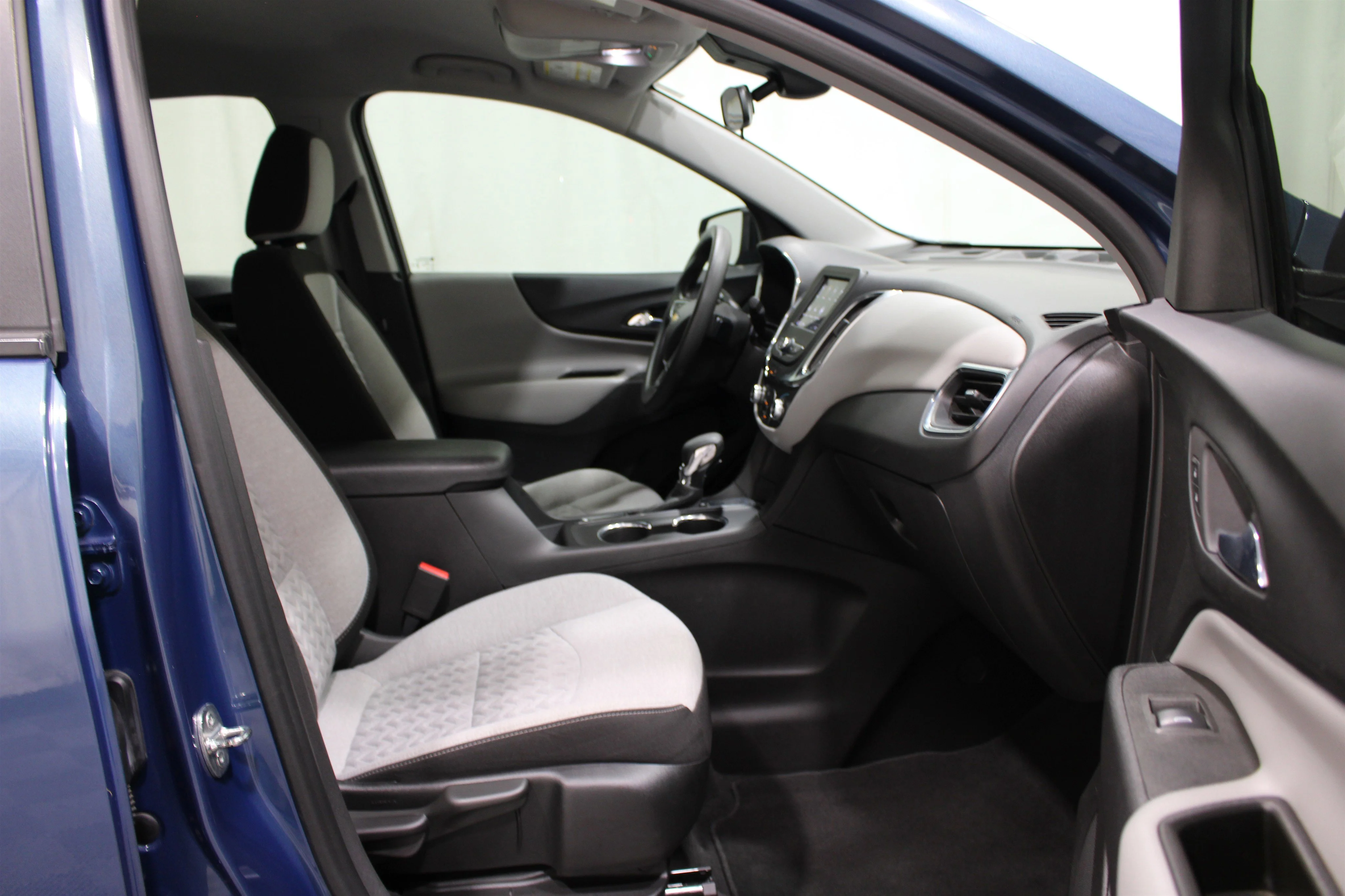 2024 Chevrolet Equinox LS - Photo 24
