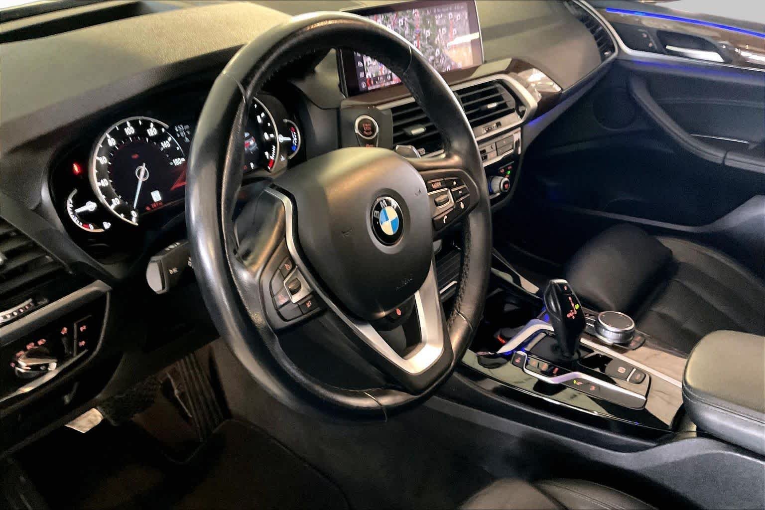 Used 2019 Black Sapphire Metallic BMW xDrive30i image 16