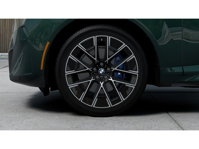 New 2027 Vancouver Green Metallic BMW 40 xDrive image 7