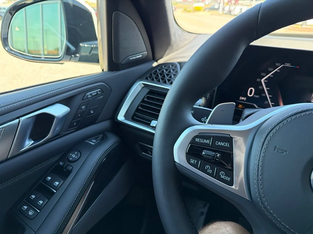 New 2027 White BMW xDrive40i image 20