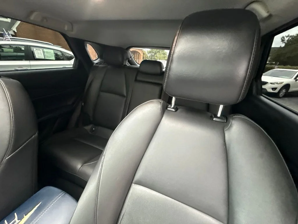 Used 2021 Silver Mazda Preferred image 18