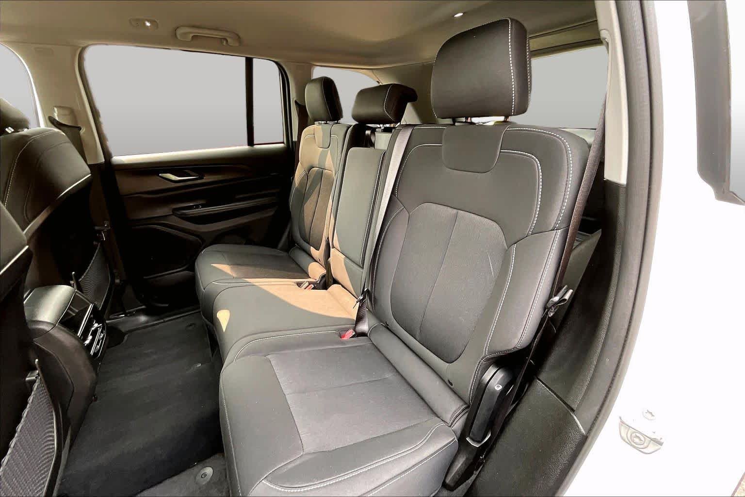 Used 2023 Bright White Clearcoat Jeep Laredo image 20