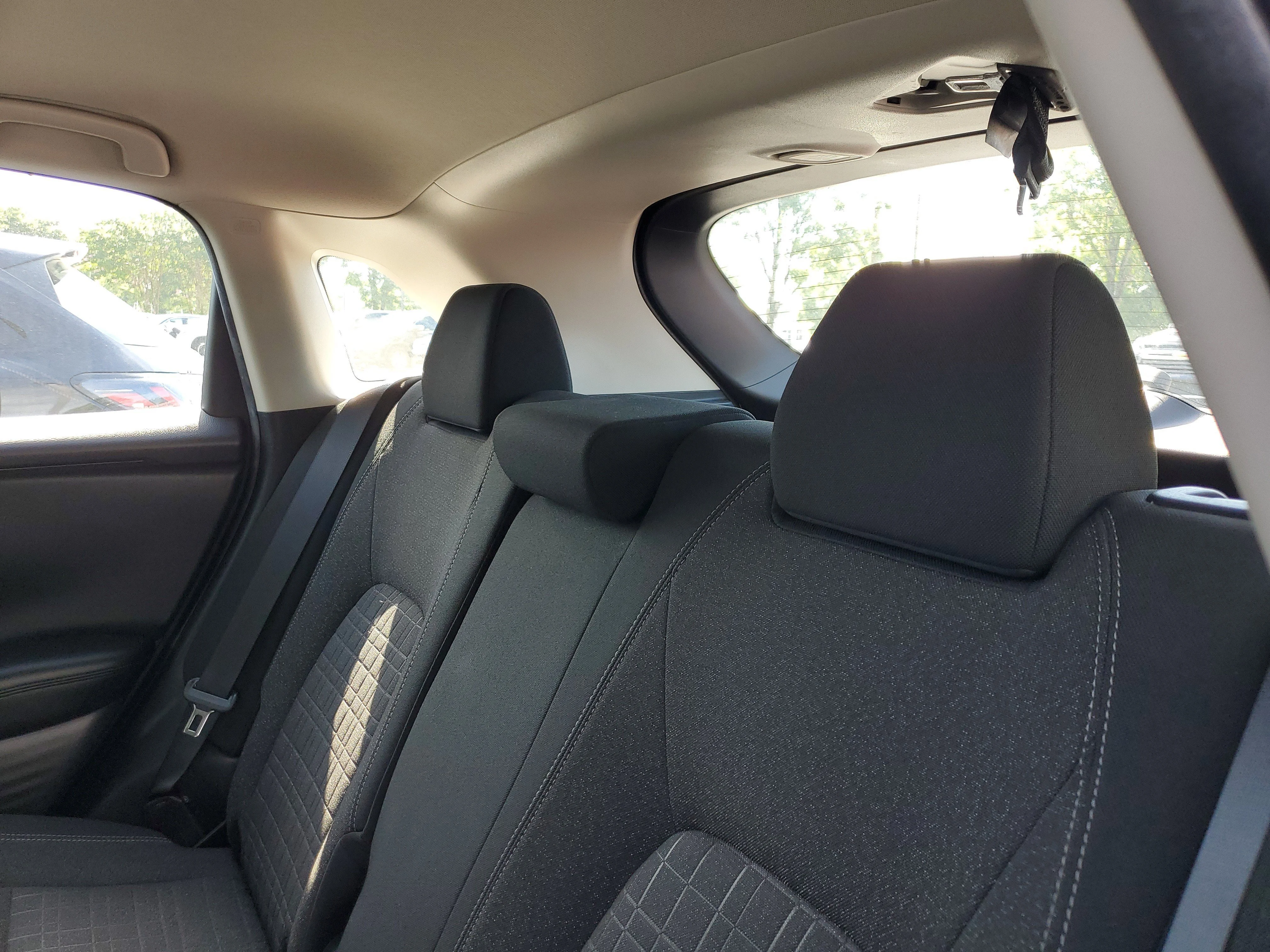 Used 2023  Honda LX image 10