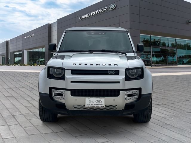 Used 2024  Land Rover S image 8