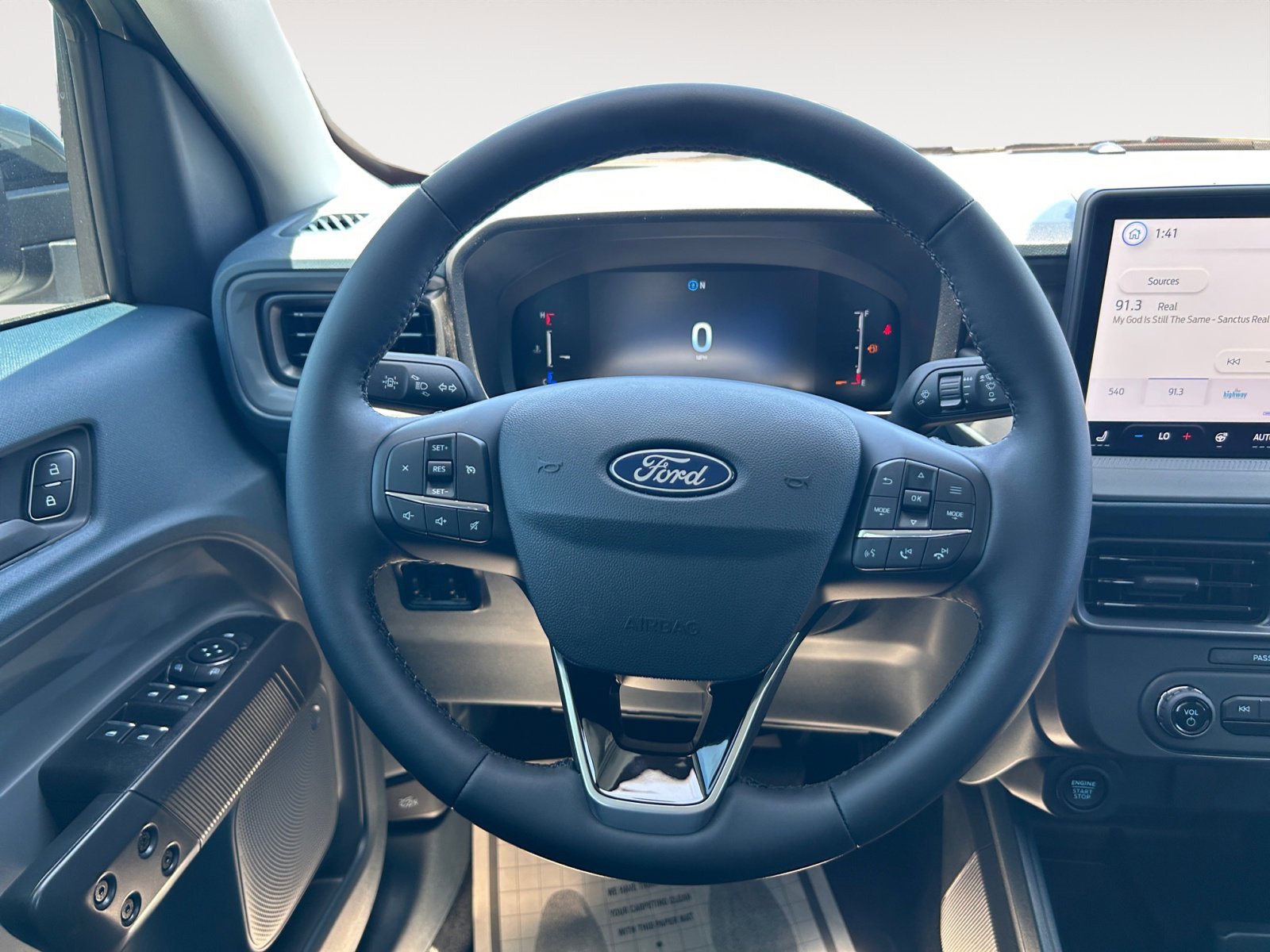 2025 Ford Maverick XLT - Photo 12