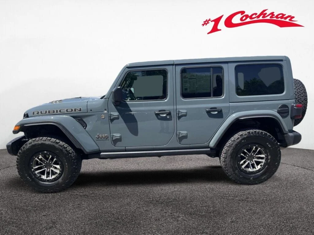 Certified Used 2024 Anvil Clear Coat Jeep Rubicon 392 image 10