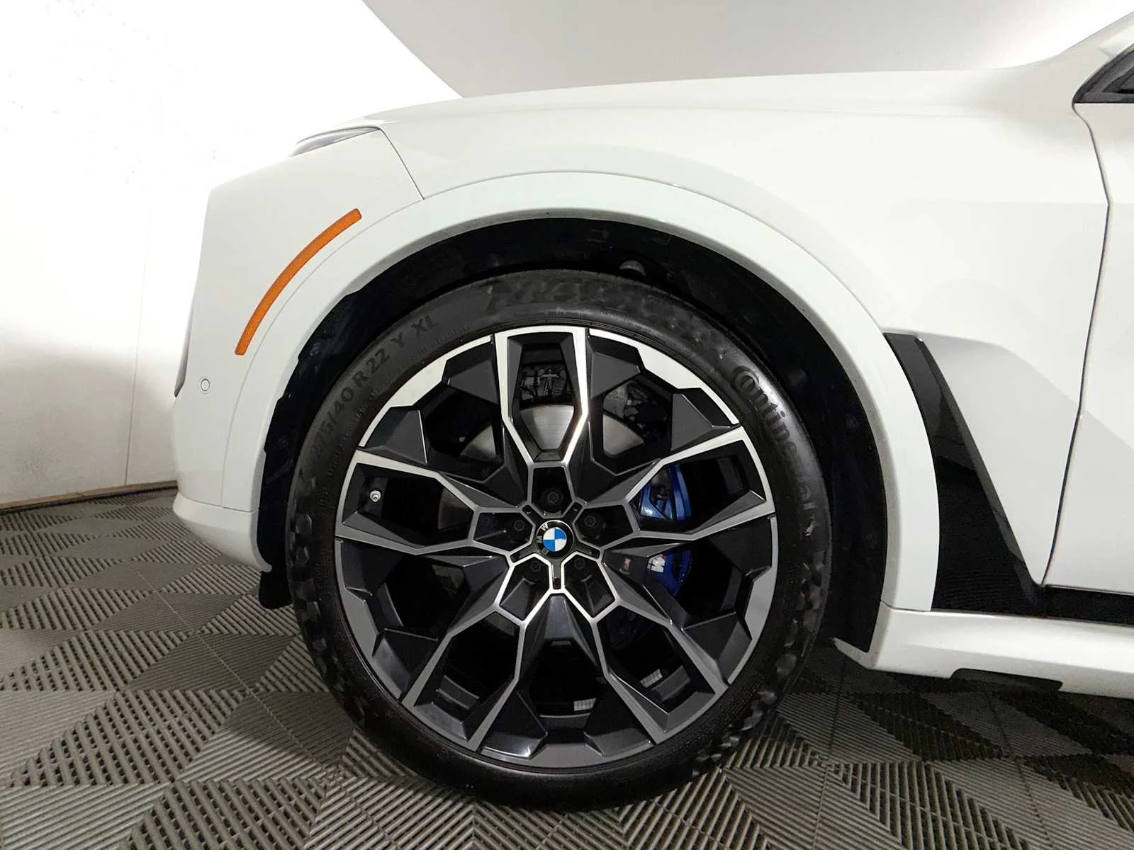 2026 BMW X7 40i - Photo 8