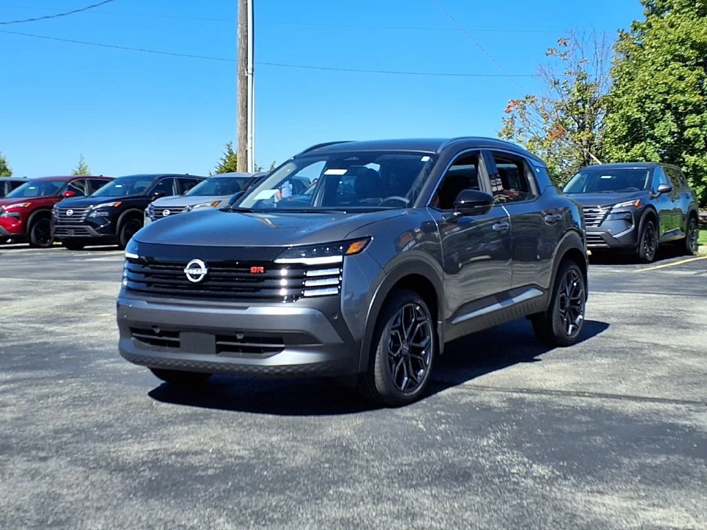 New 2027 Gray Nissan SR image 2