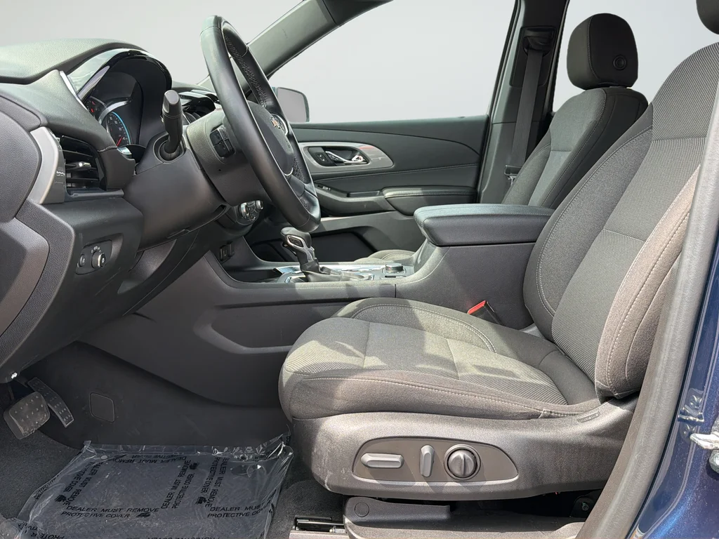 Used 2023 Blue Chevrolet LT image 10