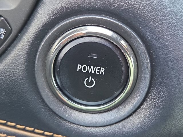 Used 2024 Platinum Mazda Premium Plus image 21