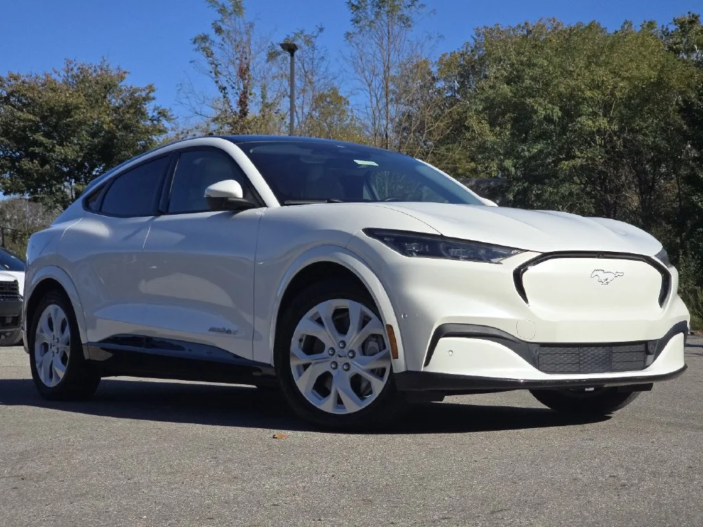 2022 Ford Mustang Mach-E Premium AWD