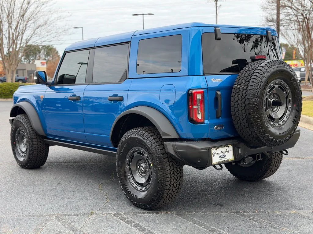 Used 2025 Blue Ford Badlands image 7
