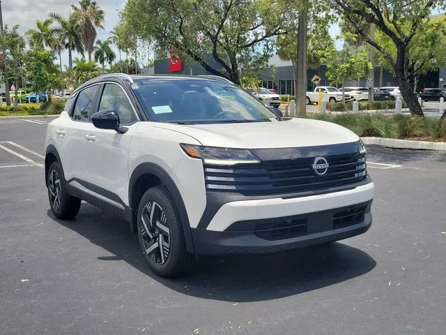 New 2026 Aspen White TriCoat / Super Black Two-tone Nissan SV image 3