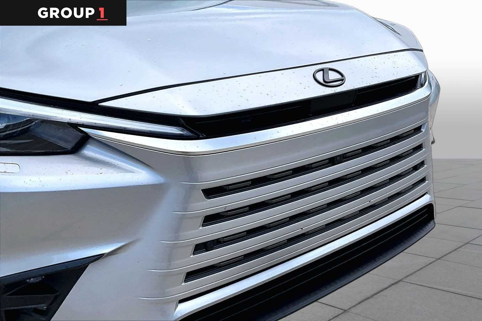 Certified Used 2026 CELESTIAL SILVER Lexus Luxury image 27