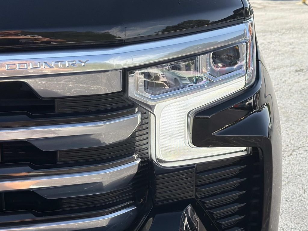 Used 2024 Black Chevrolet High Country image 11