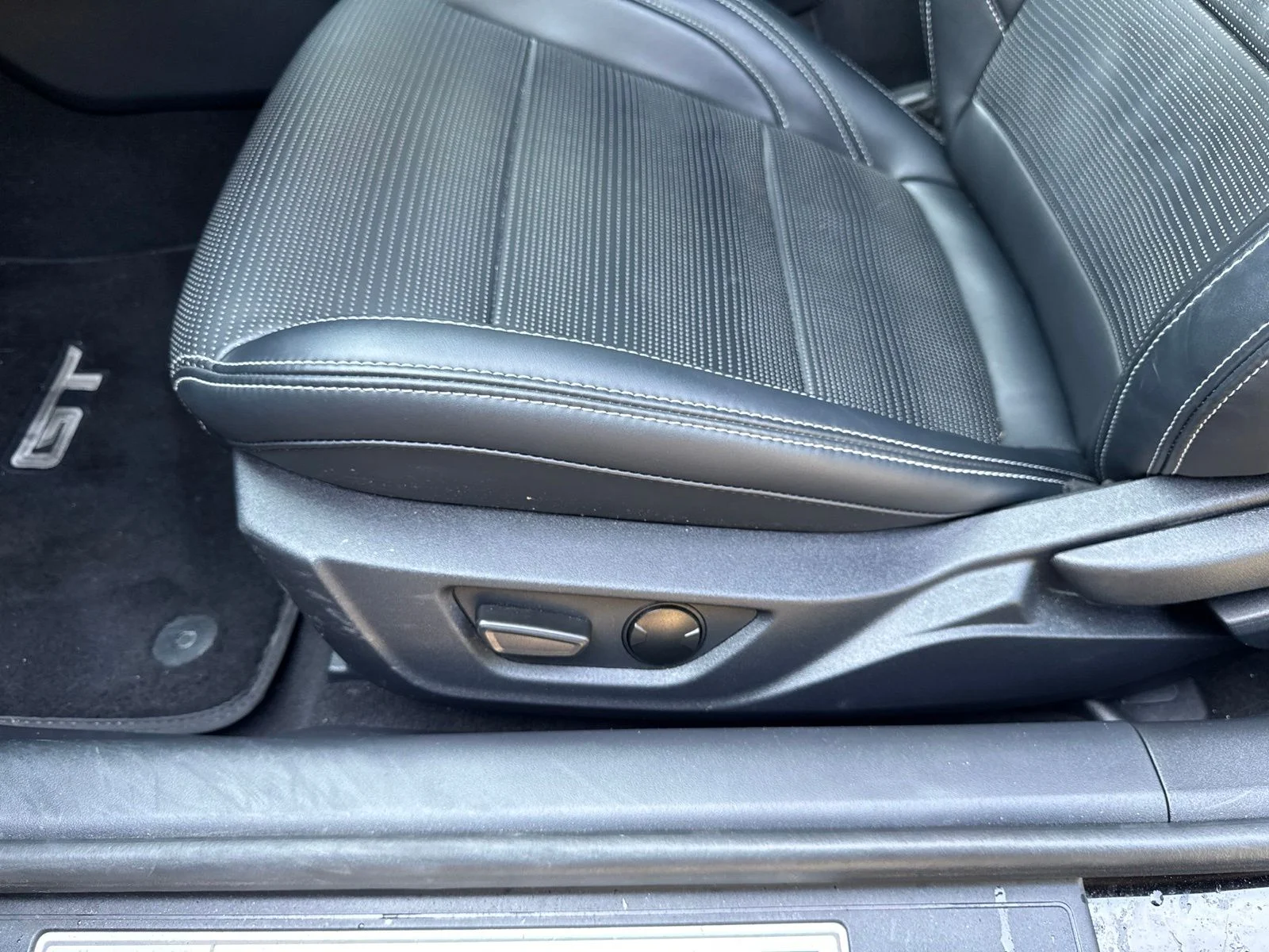 Certified Used 2025 Black Ford GT Premium image 33