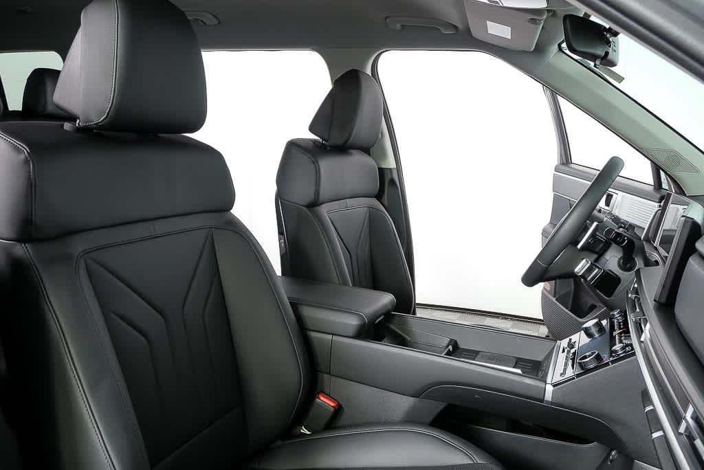 New 2026 Hampton Gray Hyundai SE image 36