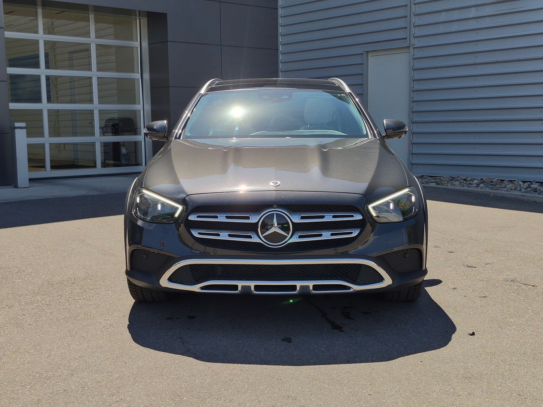 Used 2023 Gray Mercedes-Benz E 450 image 9