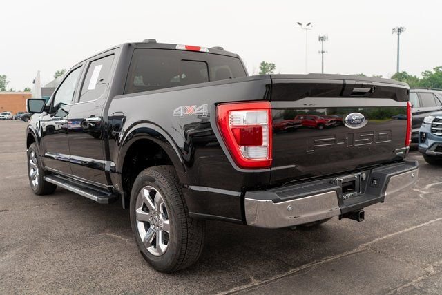 Used 2023 Agate Black Metallic Ford Lariat image 8