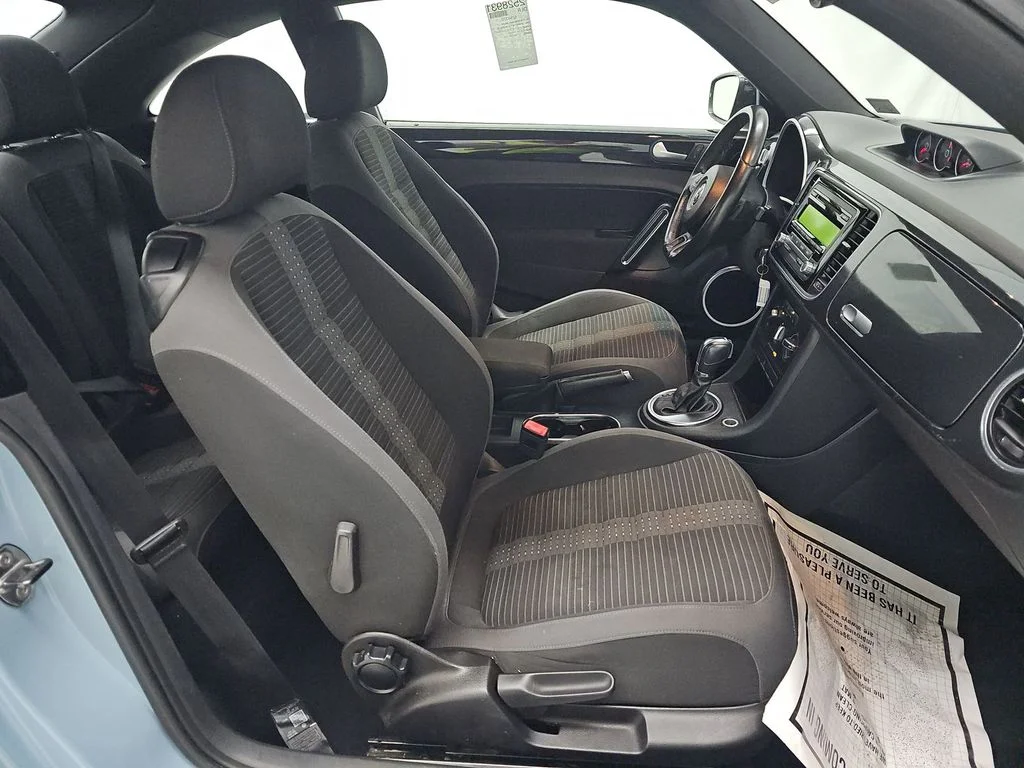Used 2014 Blue Volkswagen 2.0T R-Line image 9