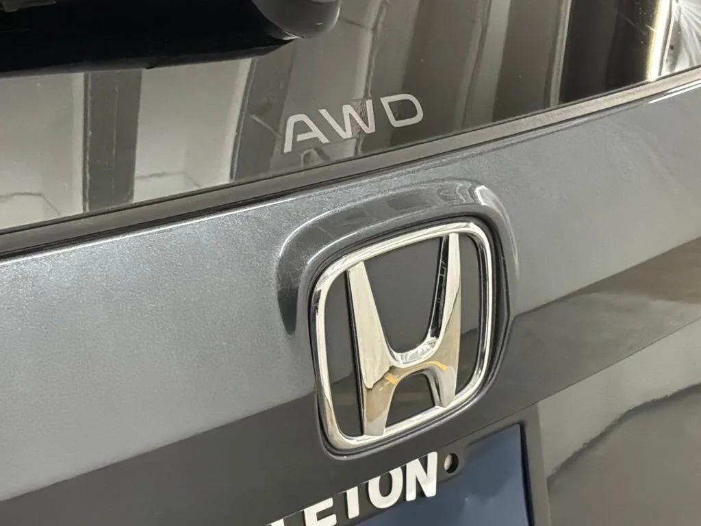 Used 2025  Honda EX image 24