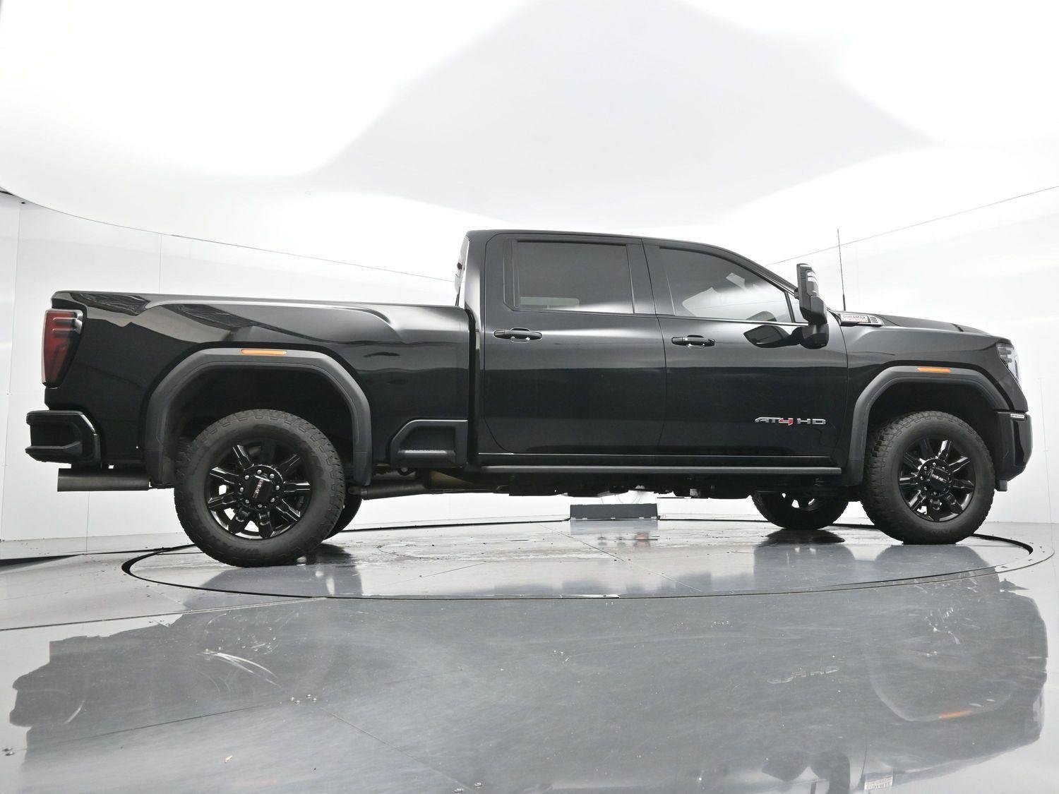 Used 2025 Onyx Black GMC AT4 image 54