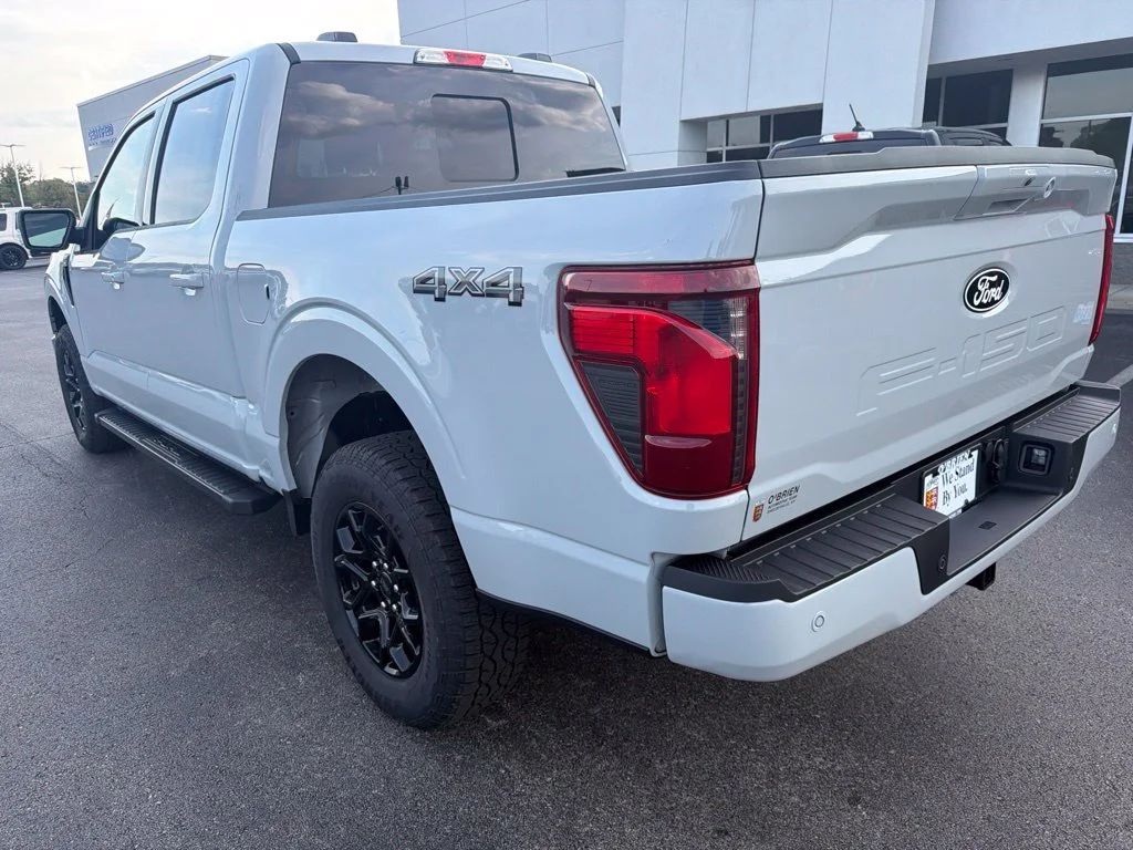 New 2026 Avalanche Ford XLT image 3