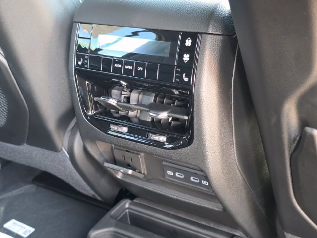 New 2027 High-Gloss Black Paint Jeep Limited Reserve image 37