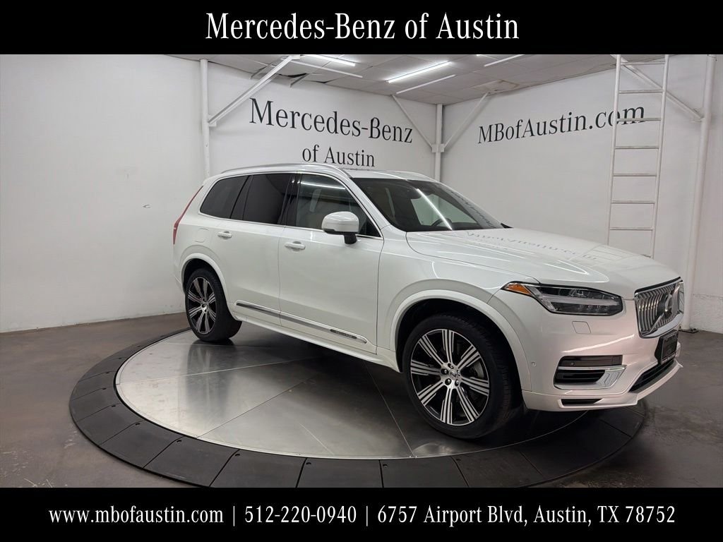 2023 Volvo XC90 T8 Recharge Ultimate Bright Theme 4WD's photo