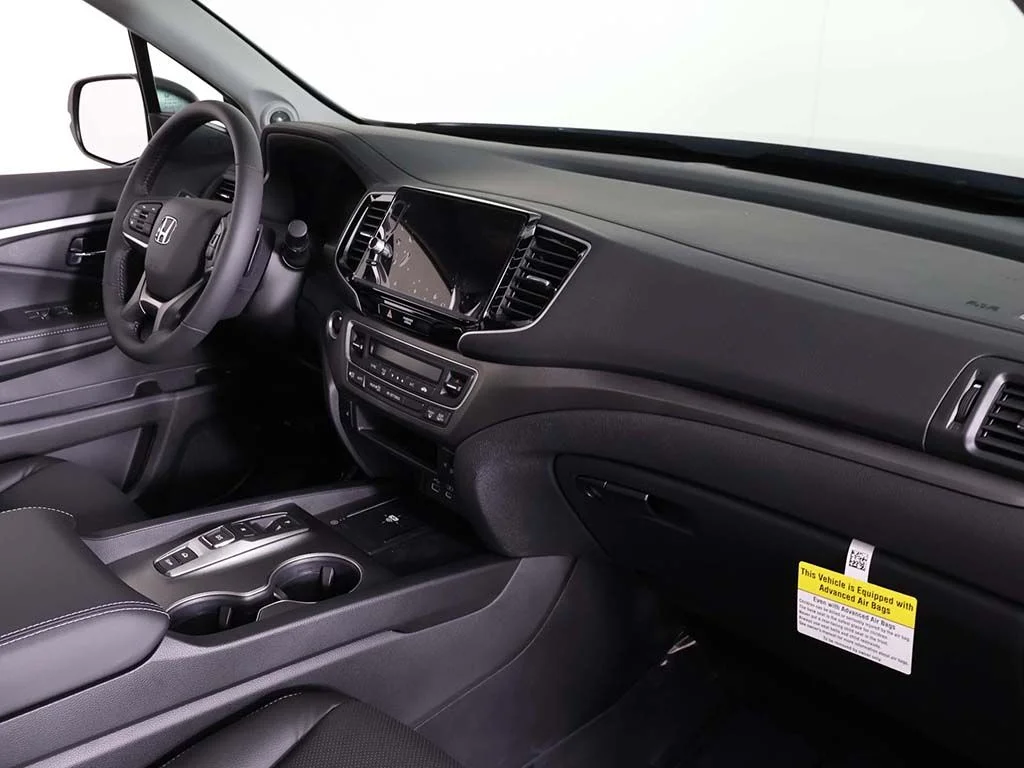 New 2026 Crystal Black Pearl Honda RTL image 17